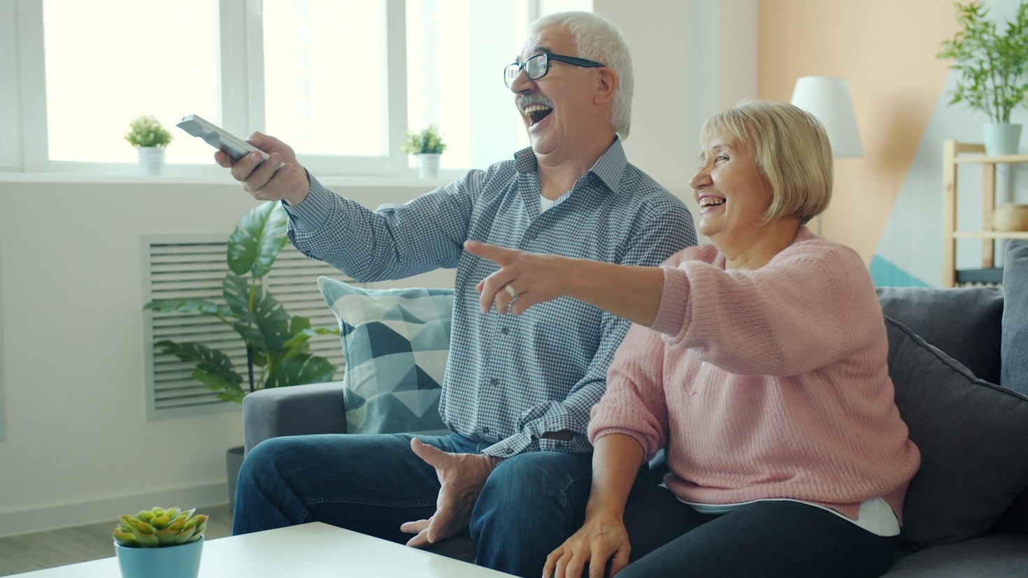 OLED versus QLED: Choosing the Right Screen for Your Home